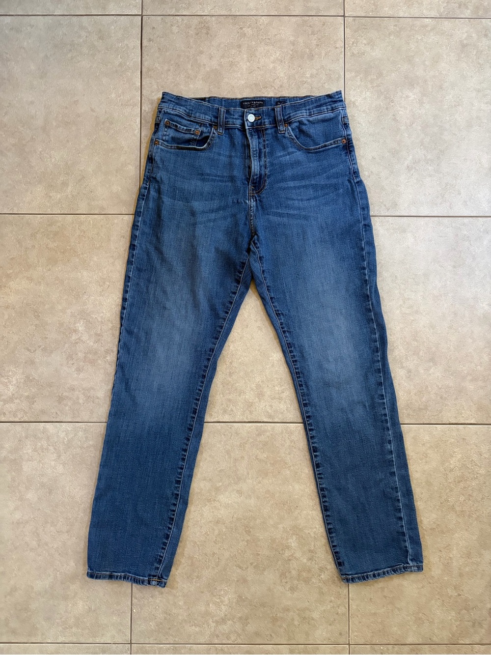 Lucky Brand Men’s 410 Athletic Straight Fit Blue Denim Jeans Size 34W X 32L blue
